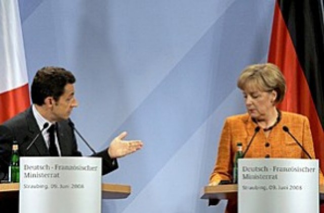 Меркел и Саркози се споразумяха за вредните емисиите от колите