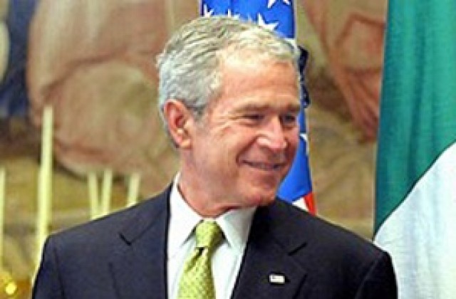 Буш обещава да остави на приемника си здрави връзки между САЩ и Европа