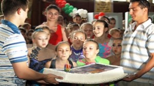 Международен турнир по художествена гимнастика започна в Търговище