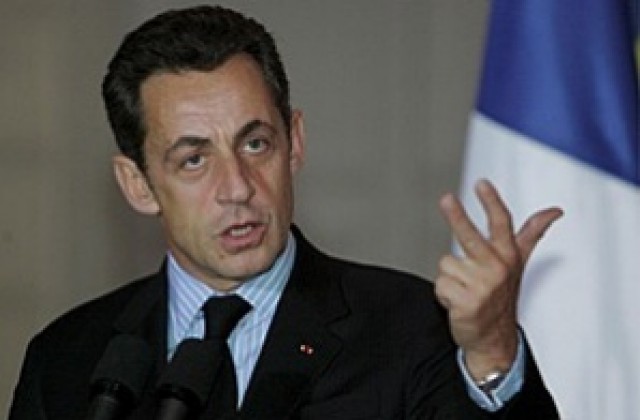 Саркози призовава Израел да спре колонизацията