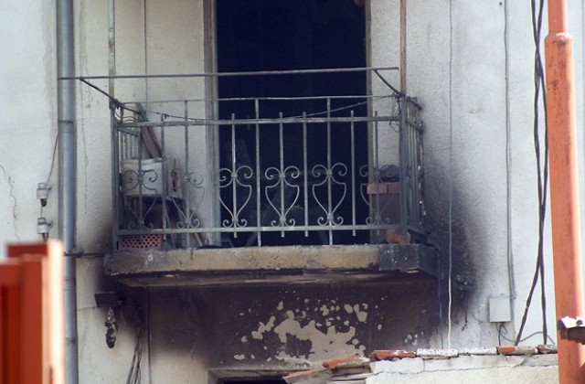 Пожарът в къща на ул. „Шандор Петьофи” взе три жертви