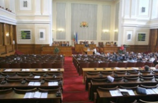 Атанасов: Промените в закона за МВР доказват провала на кабинета