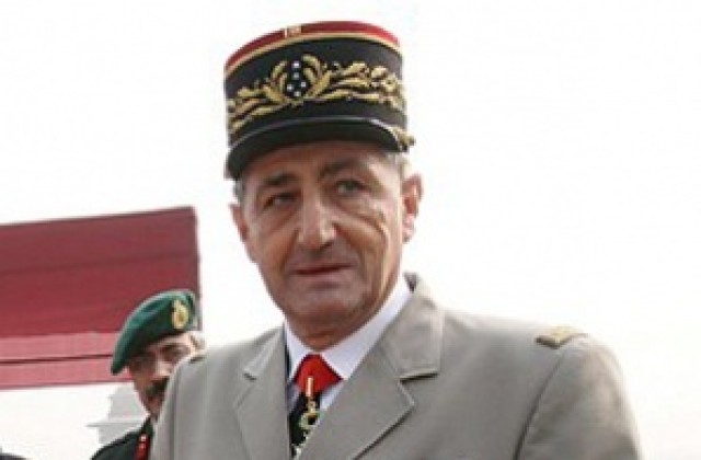 Военачалник от френската армия подаде оставка