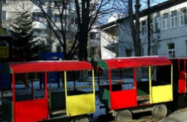 Почват основни ремонти на школа и детски градини в София