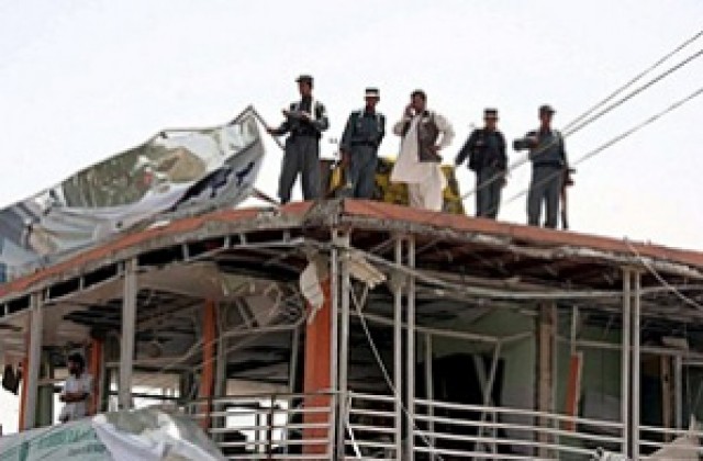 Тайни служби в основата на атентата срещу посолството на Индия в Кабул