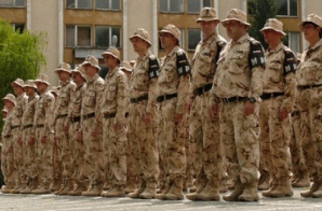 Посрещнаха шуменски войници, завърнали се от мисия в Ирак