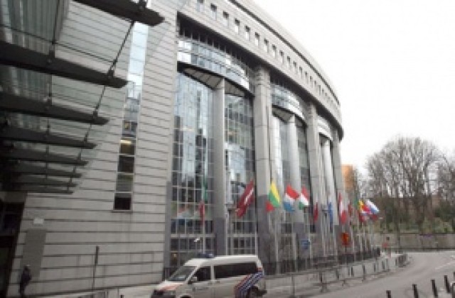 Икономист: Брюксел удря България