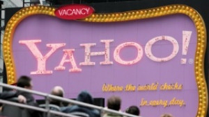 Печалбата на Yahoo намалява