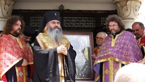 Чудотворната икона на Богородица от Бачковския манастир е в Търговище