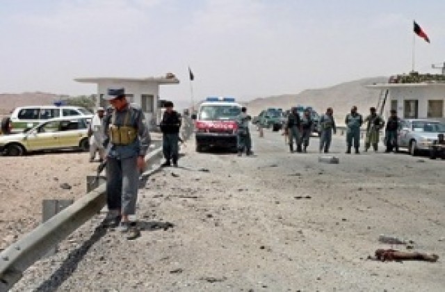 Войници от НАТО убиха четирима цивилни в Афганистан