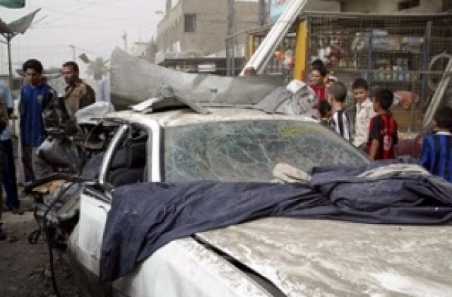 Три бомбени експлозии в Багдад, 11 убити