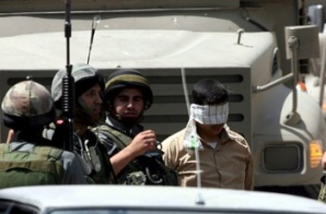 Десетки членове на Хамас арестувани на Западния бряг