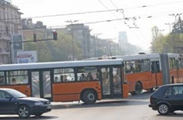Предлагат увеличаване на микробусите за хора с увреждания