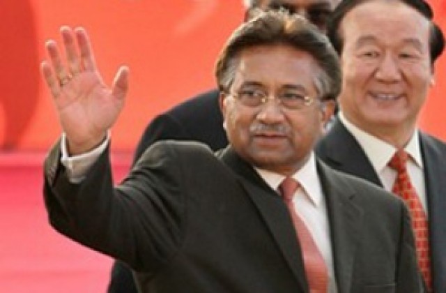 Пакистанският парламент започва процедура за сваляне на президента от власт