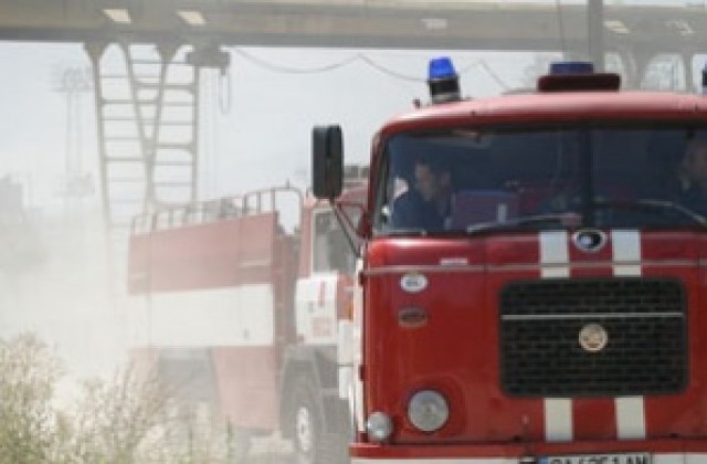 Няма опасни вещества във въздуха над Пловдив след пожара