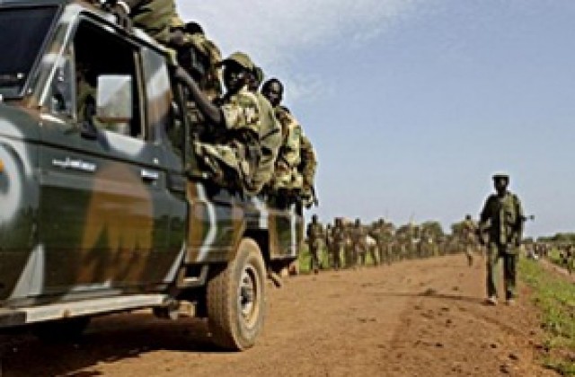 Бунтовници от Дарфур похитиха судански самолет