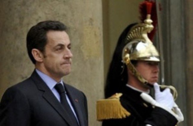 Медведев и Саркози обсъдиха кризата в Грузия