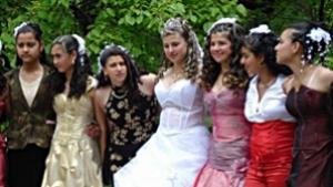 500 лева гаранция за ромска сватба на открито