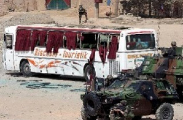 30 бунтовници убити в долината на Суат