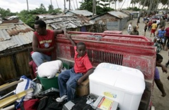 Ураганът Айк взе 20 жертви в Хаити