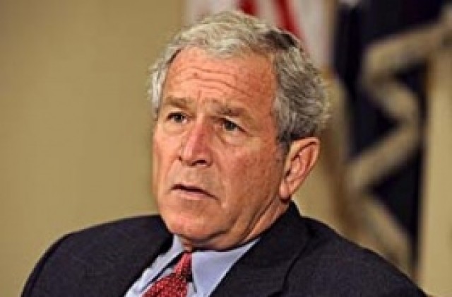 Буш: Работим за намаляване влиянието на финансовата криза