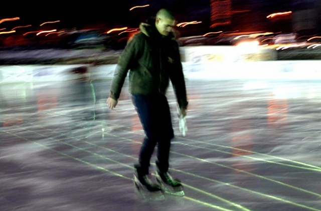 Втора ледена пързалка във Варна