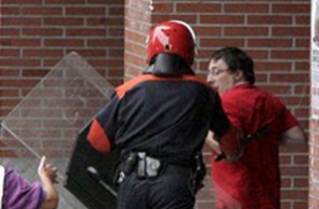 Арестуваха членове на Батасуна в Страната на баските