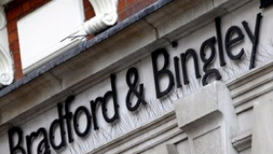 Национализират и британската Bradford Bingley