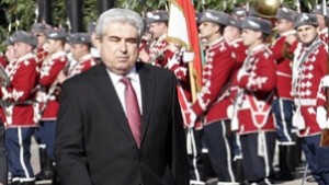 Грънчарова ще бъде гост на откриването на стената на Кипър