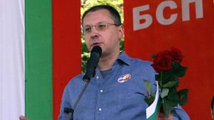 Писна ми от платената независимост на премиера