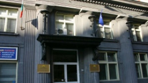 По малко безработни и през септември