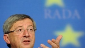 Юнкер Няма да има общовалидна програма за съживяване в Европа