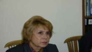 Масларова Няма върнати пари от пенсионери в министерството
