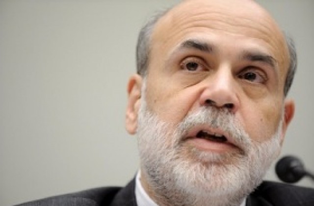 Бернанке подкрепя допълнителни стимули за икономиката