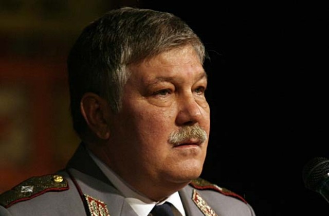 Генерал-майор Стоян Тонев – лекар на годината