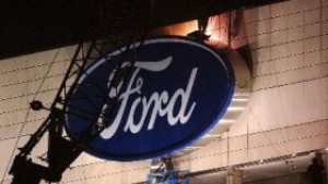 Милиардер продава свои акции във Ford