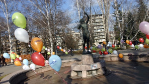 Нова детска площадка строят в парк Оборище