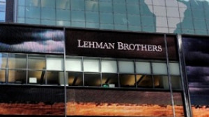 Разследват банката KfW превела милиони на фалиралата Lehman Brothers