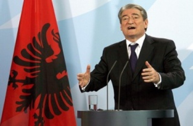 Албания продава всички държавни предприятия