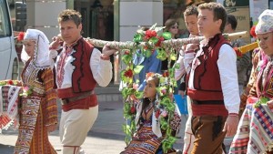 Откриват фестивала Малешево пее и танцува