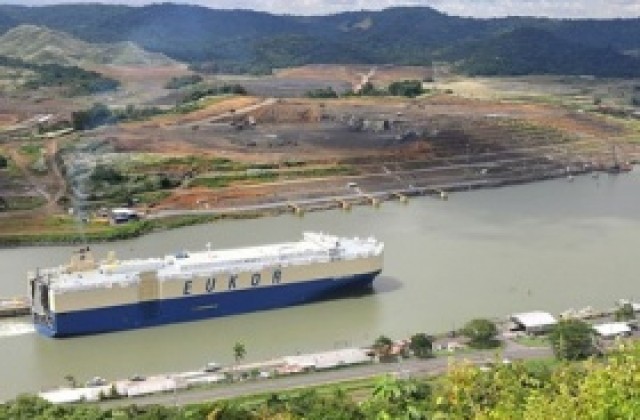 Отпускат още 400 млн. долара за разширението на Панамския канал