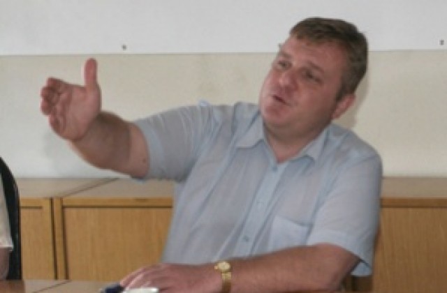 Каракачанов: Смъртта на Емин показва, че нещо се случва в ДПС
