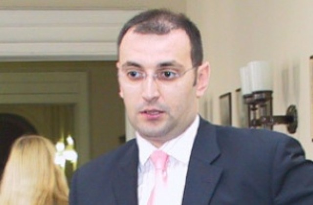 Керемедчиев проведе политически консултации в Будапеща