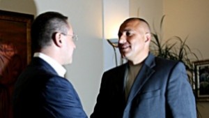 Кой има право да мълчи