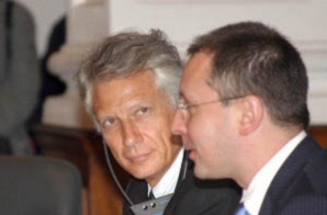 Дьо Вилпен ще съветва Станишев за развитието на България в ЕС