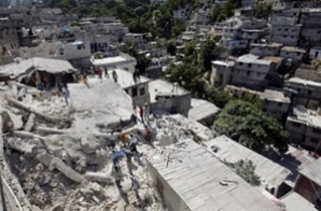 Второ училище се срути в Хаити