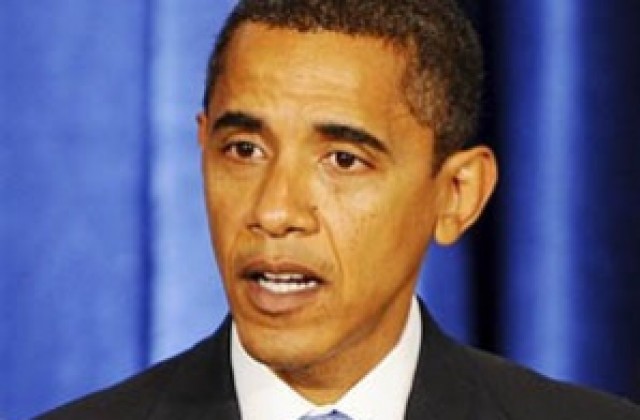 Обама ще качва седмичните си радиообръщения в YouTube