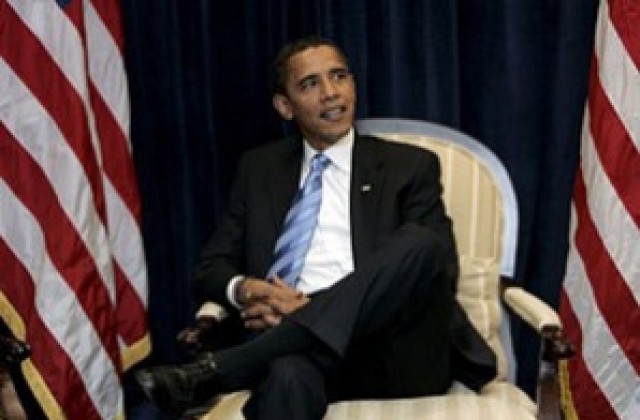 Ерик Холдър прие предложението на Обама да оглави правосъдието на САЩ