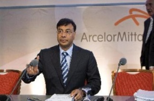 Arcelor Mittal и синдикати обсъждат вноса на стомана в Европа