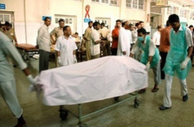 130 достигнаха жертвите на атентатите в Мумбай
